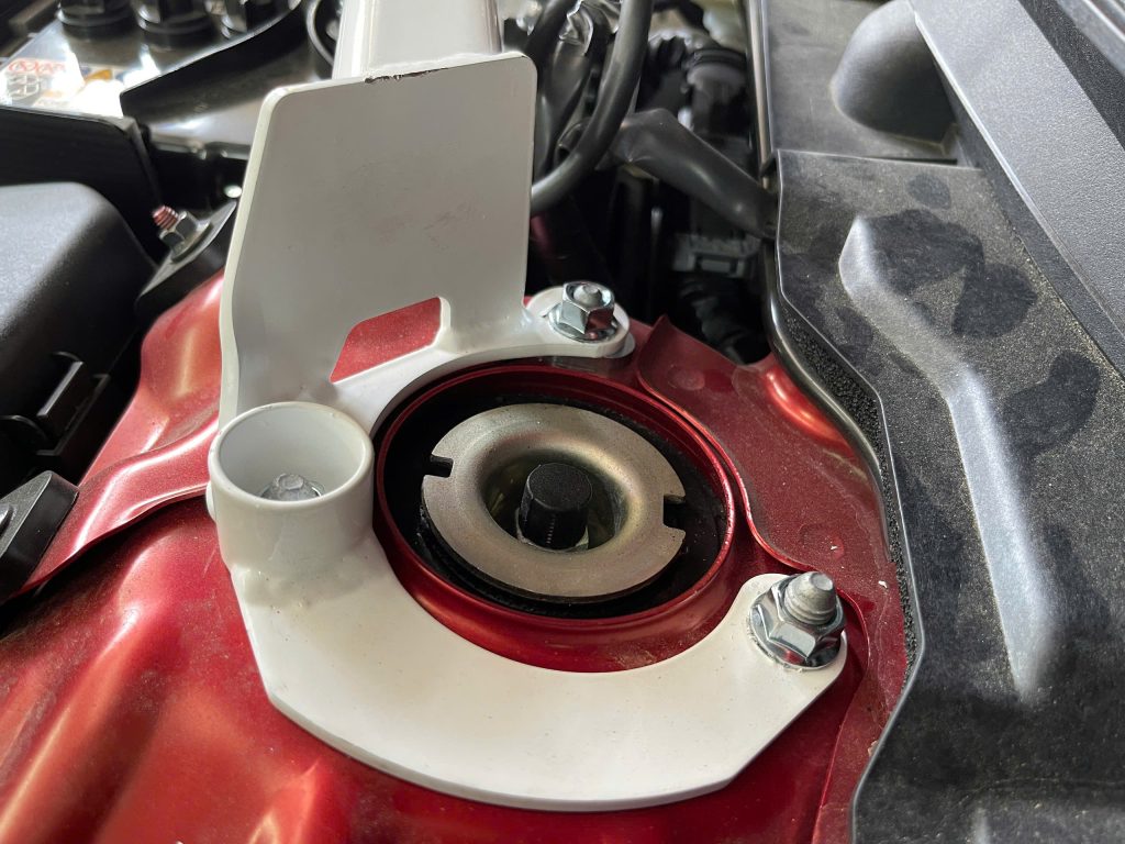 Thanh Giằng Ultra Racing Cho Mazda 3