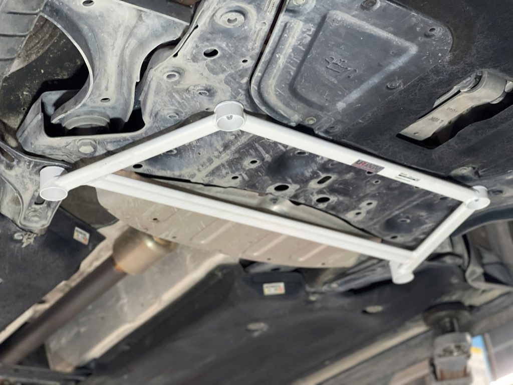 Thanh Giằng Ultra Racing Cho Honda Civic