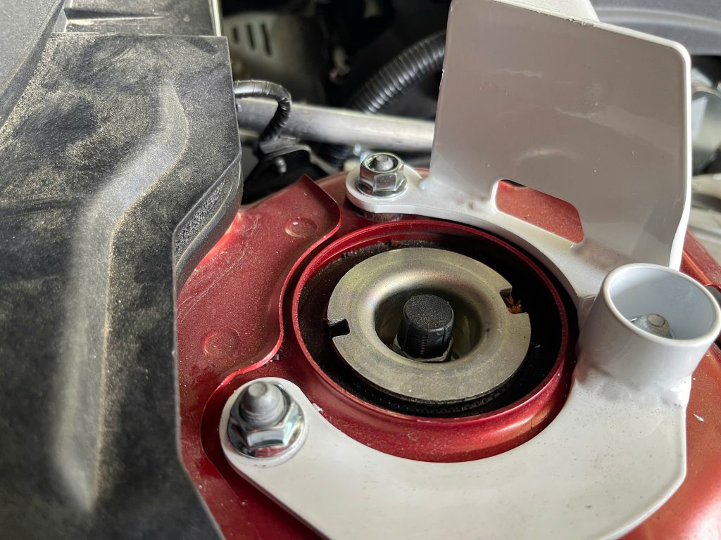 Thanh Giằng Ultra Racing Cho Mazda CX30