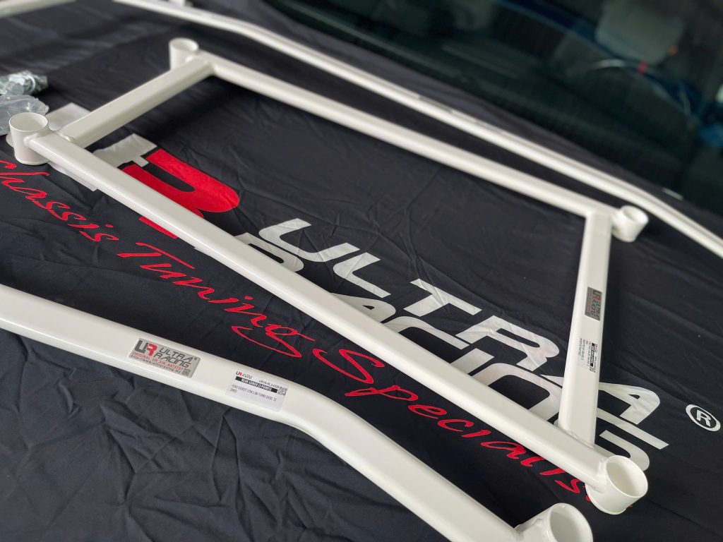 Thanh Giằng Ultra Racing Cho Kia K5