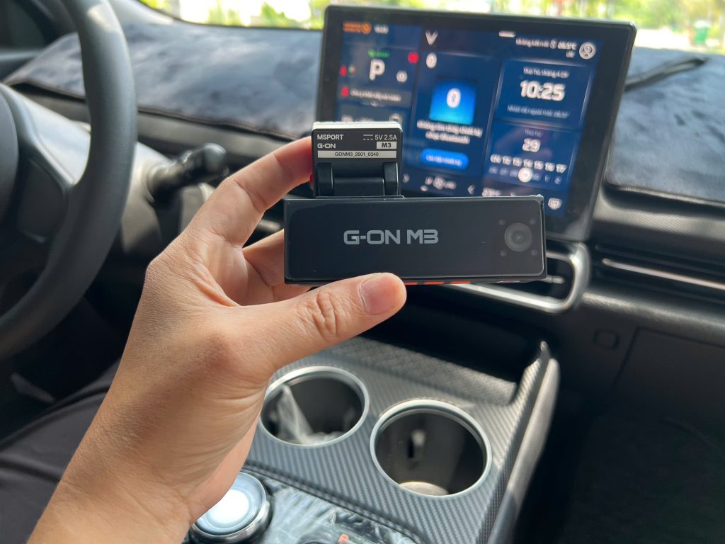 Top Các Mẫu Camera Hành Trình Cho Vinfast MPV 7