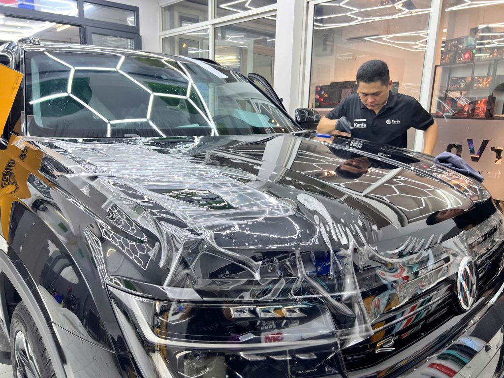 Dán PPF Bảo Vệ Sơn Xe Cho Vinfast VF8 Mới